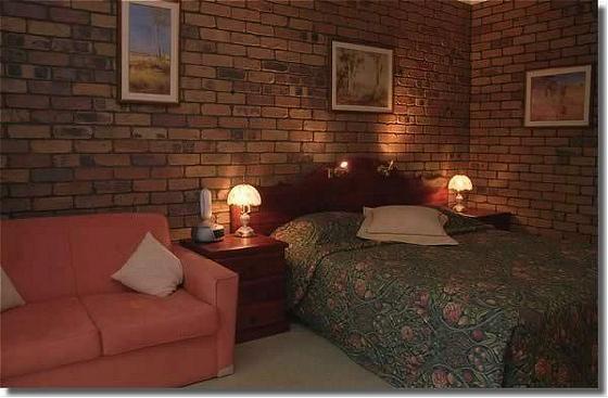 Overlander Homestead Motel โรมา ห้อง รูปภาพ